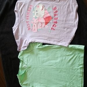 Peppa Pig and Green V-Neck Shirts, Size 7